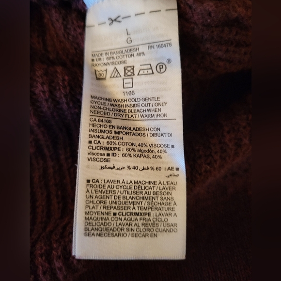 Old Navy Women's Burgundy Sweater Size Large - Picture 5 of 5